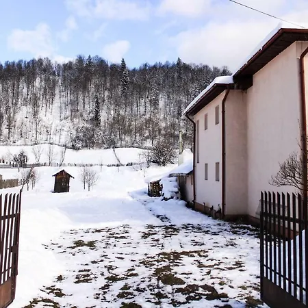 بيت ضيافة Casa Irina